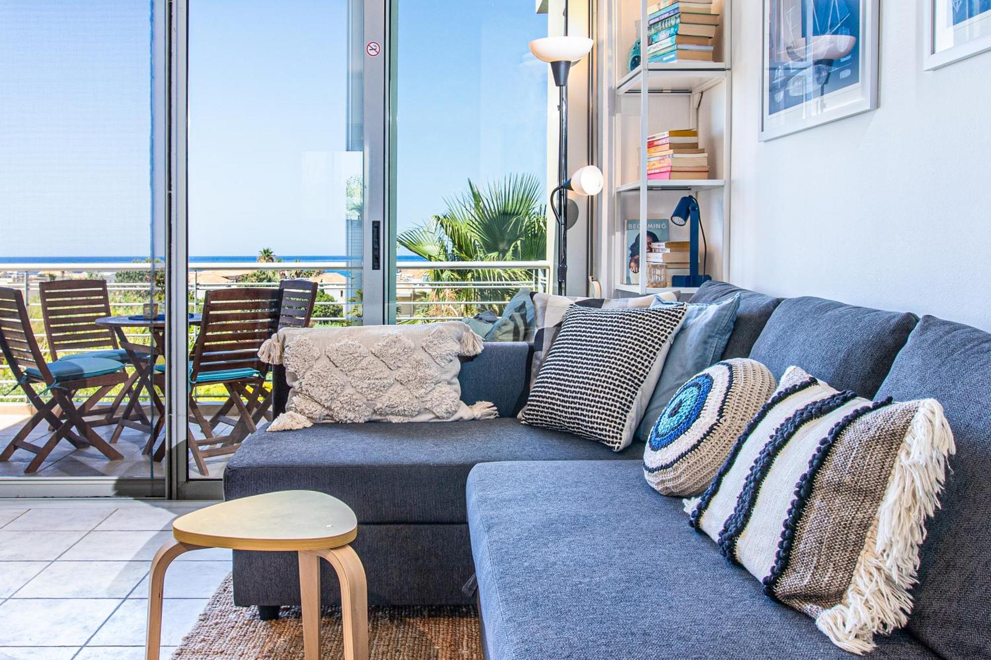 Maleme Yoga Blue Apartment *