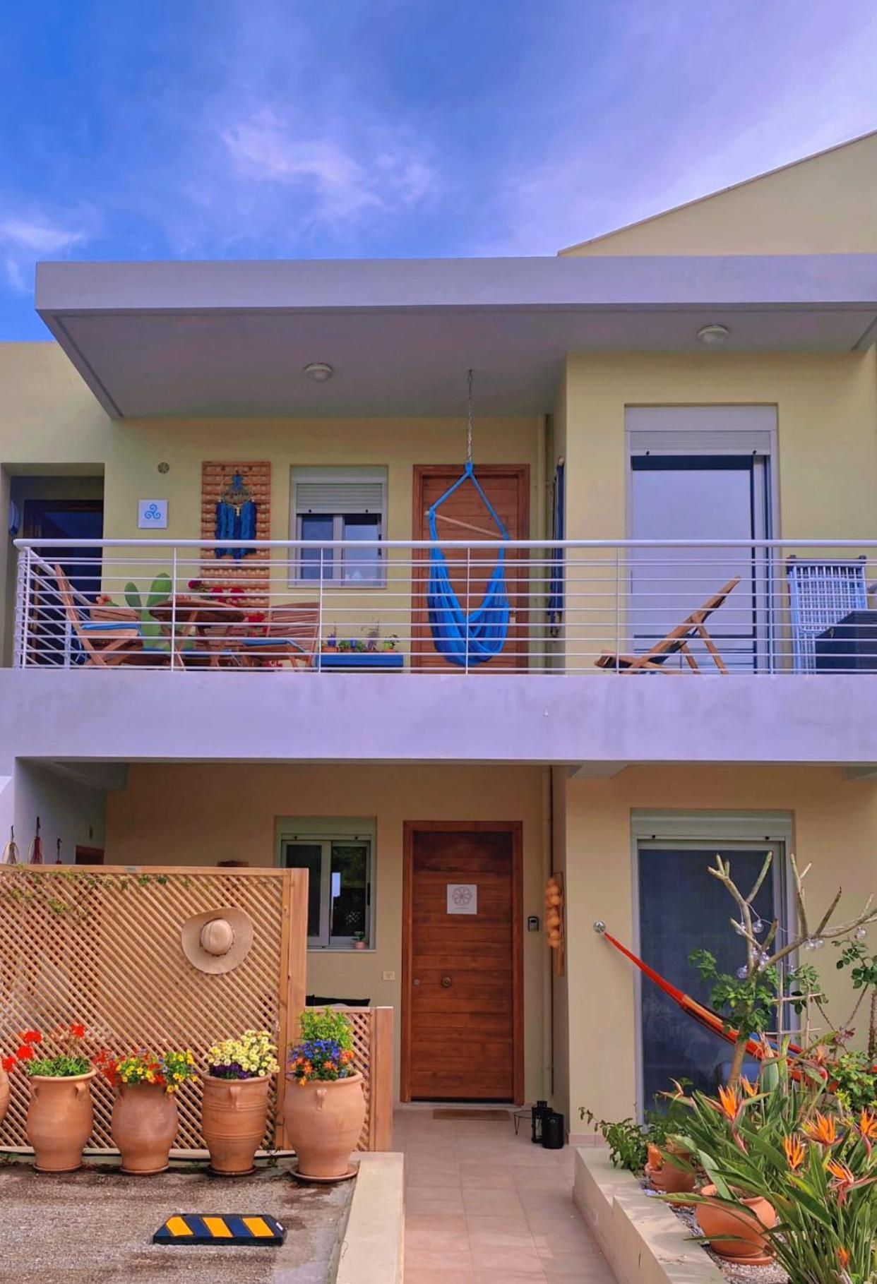 Maleme Yoga Blue *